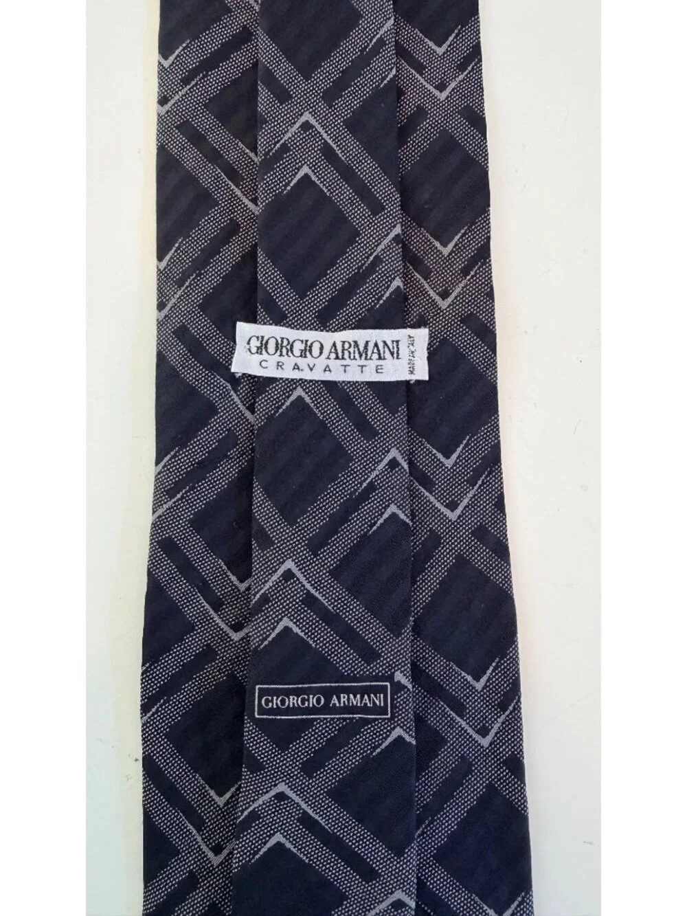 Giorgio Armani Cravatte 100% Silk Tie Black Gray Diamond Pattern Made In Italy